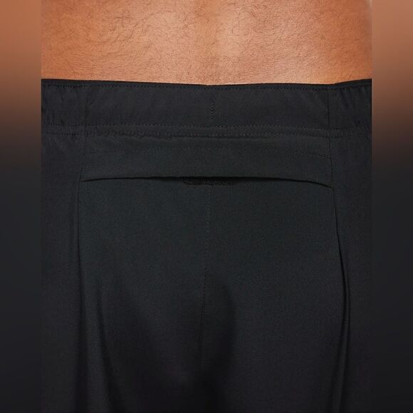 Nike 7" Black Dri-FIT Challenger 2-in-1 Running Shorts - Picture 7 of 13